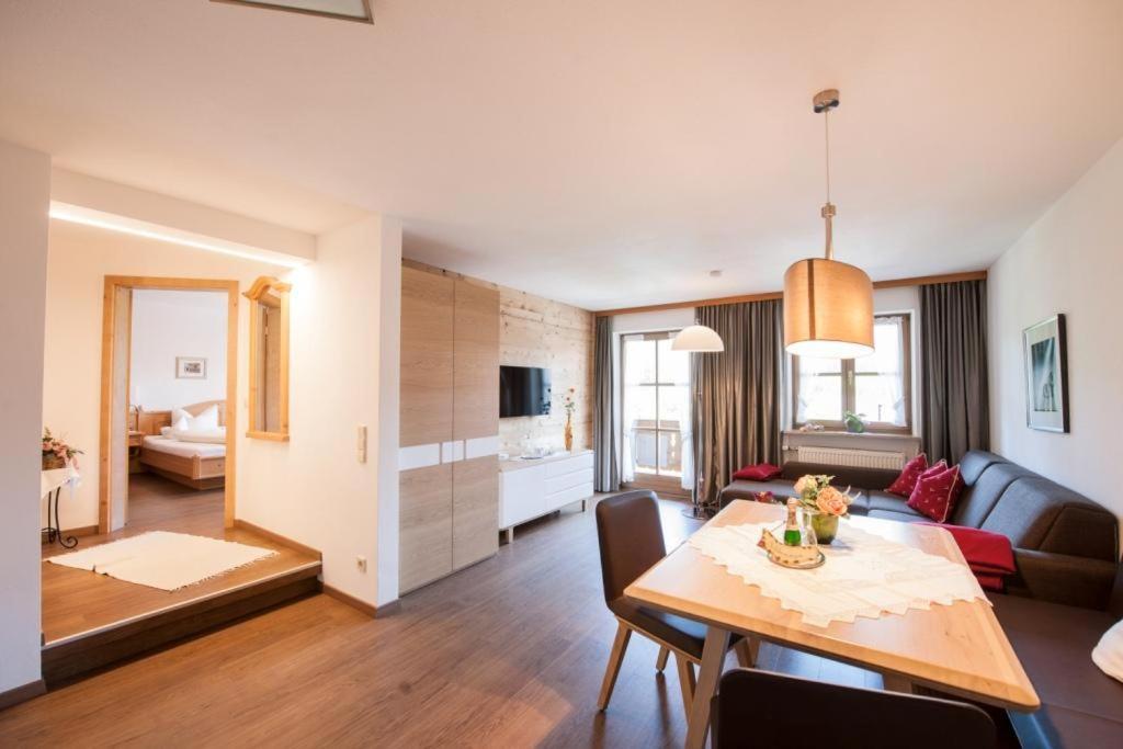 Apartamento Haus Schmiederer Reit im Winkl Exterior foto